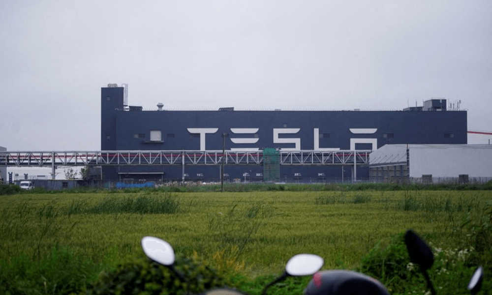 Tesla delays plan to restore Shanghai plant output to pre-lockdown levels - memo